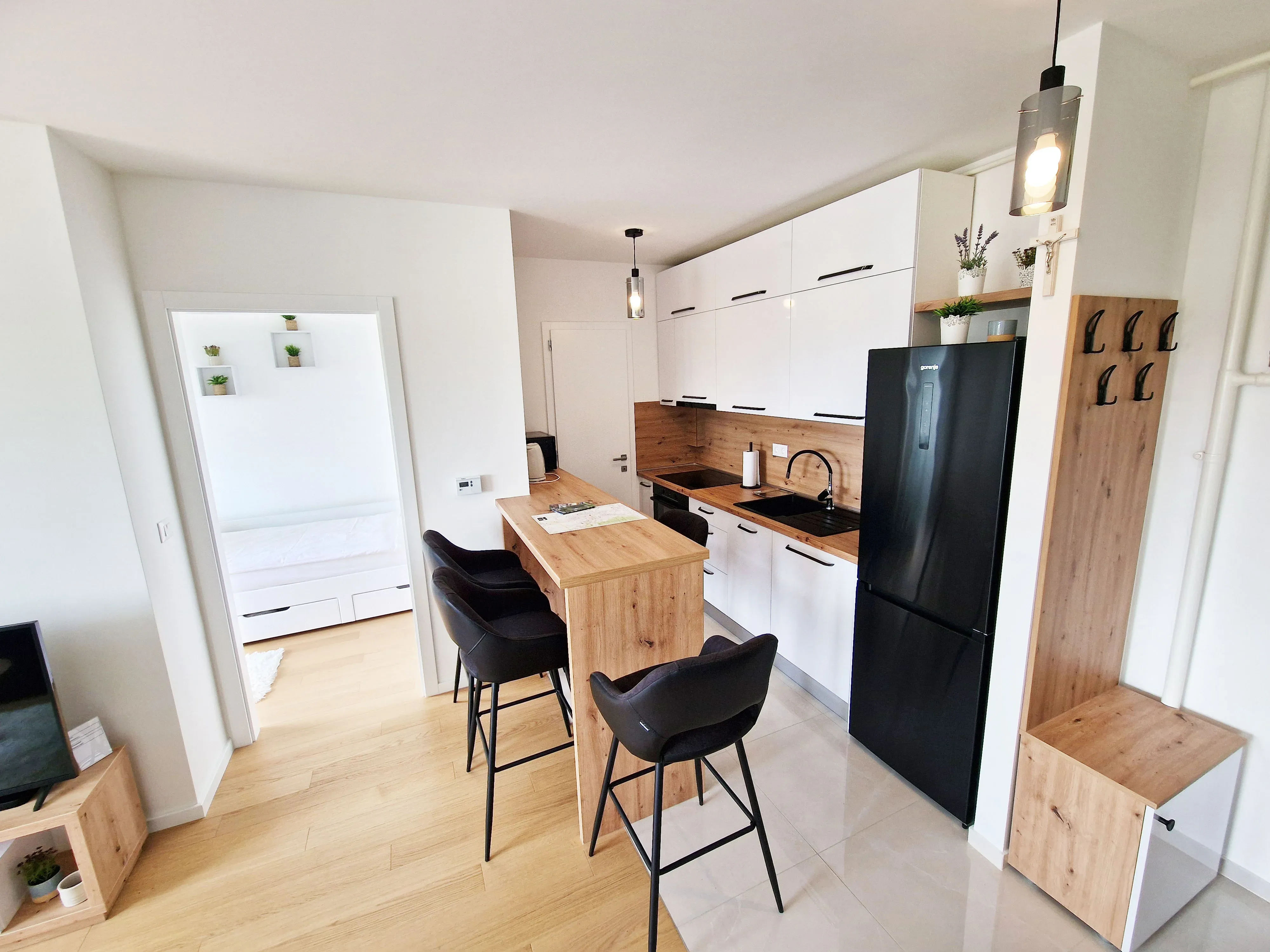 Queen Apartment Karlovac — 20240525_112604 novo