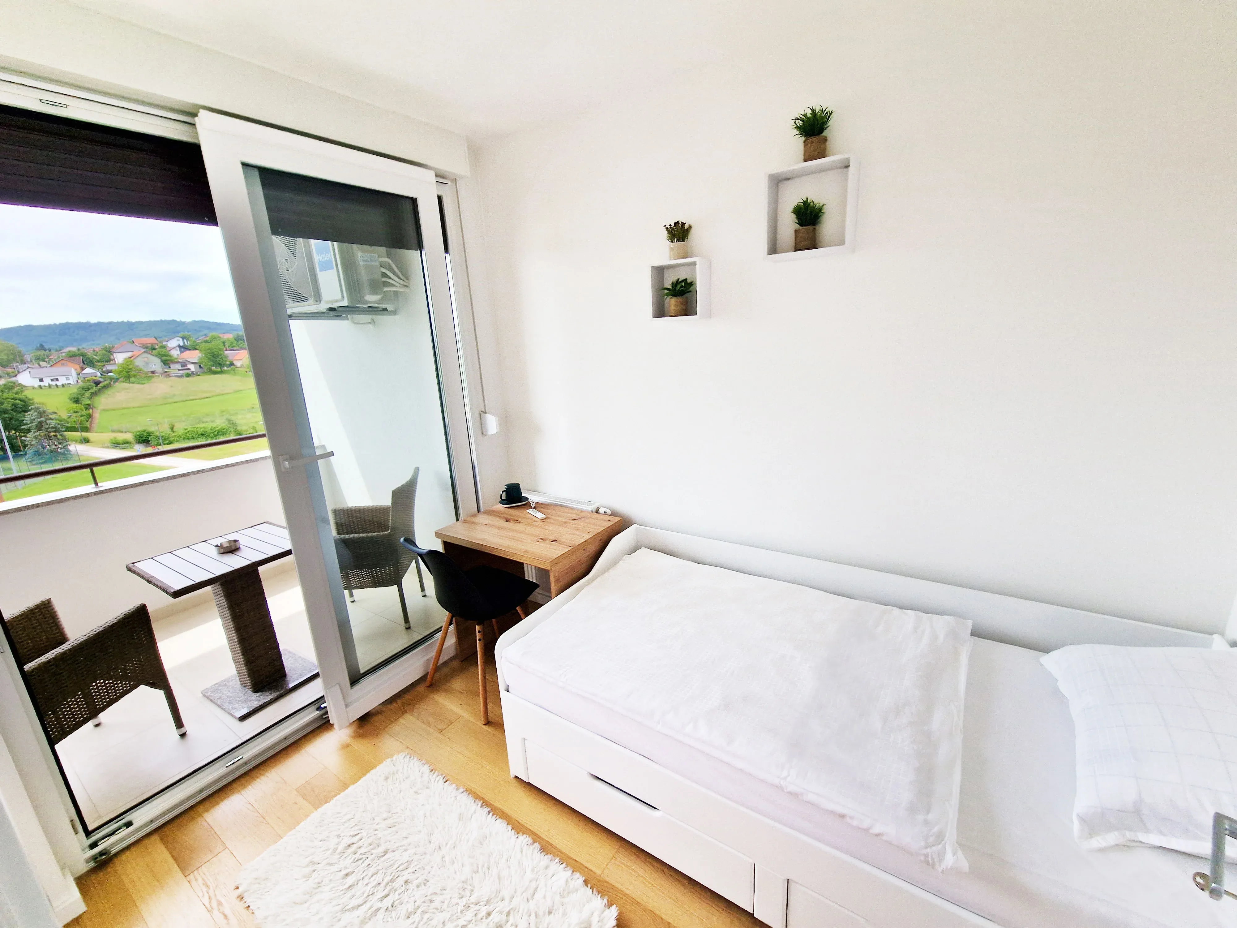 Queen Apartment Karlovac — 20240525_112723 novo